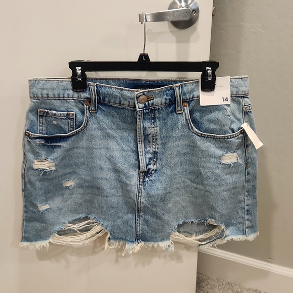 High Rise Aeropostal Denim Mini Skirt - Picture 8 of 8